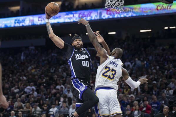 Monk delivers in OT as Kings beat Lakers 132 127 on 20th